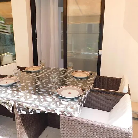 Apartmán Cosy Air-conditioned T2 